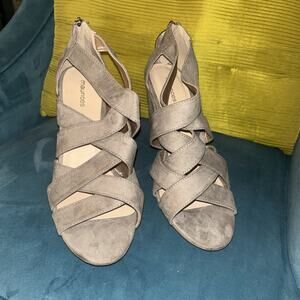 Maurices Cross Strap Wedge Taupe size 11 Box 3